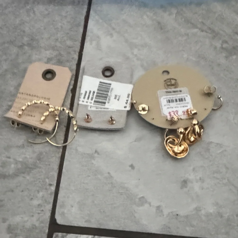 Gold earrings combo set - Picture 4 of 4